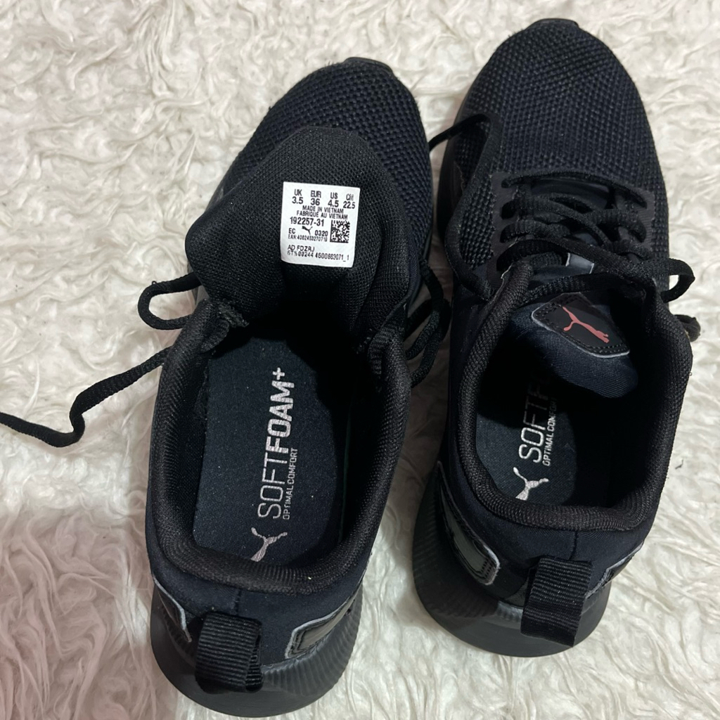 Sepatu Puma - Flyer Runner unisex running shoes