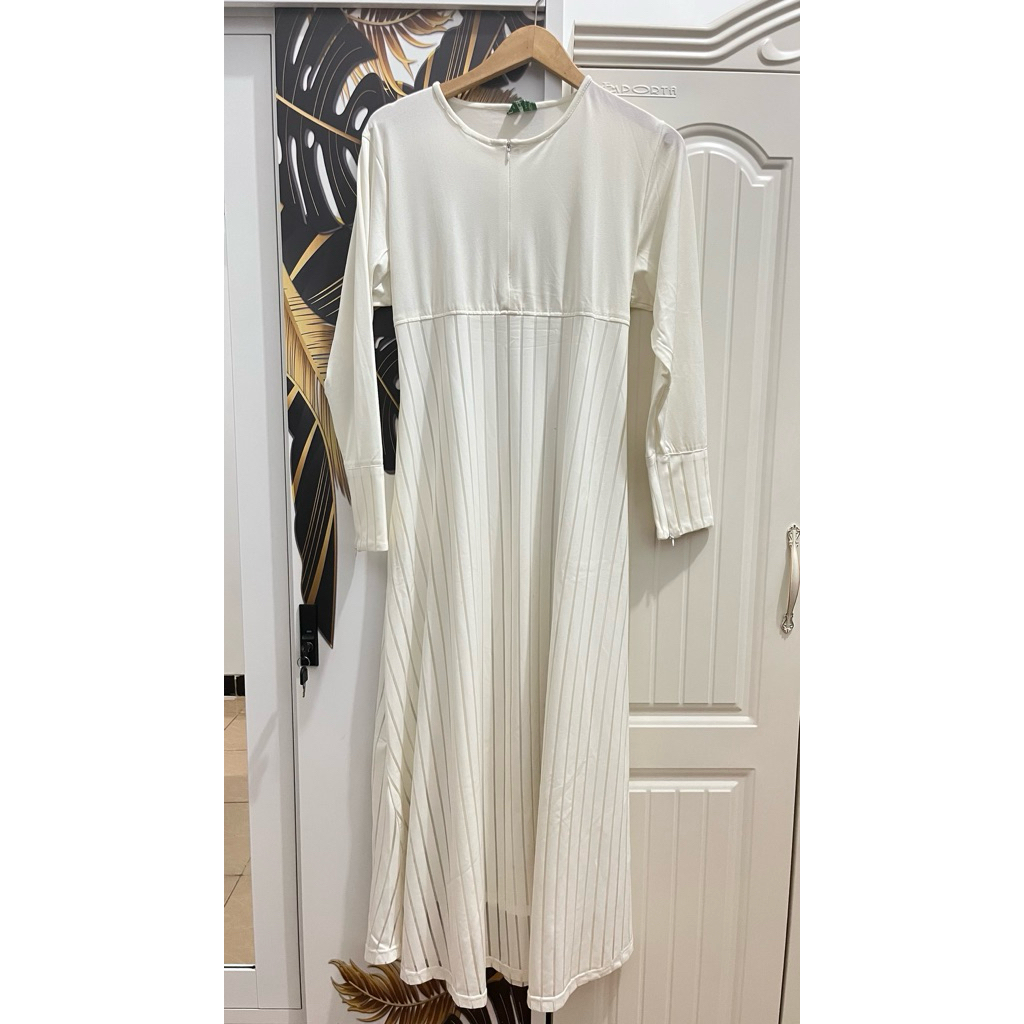 preloved gamis putih