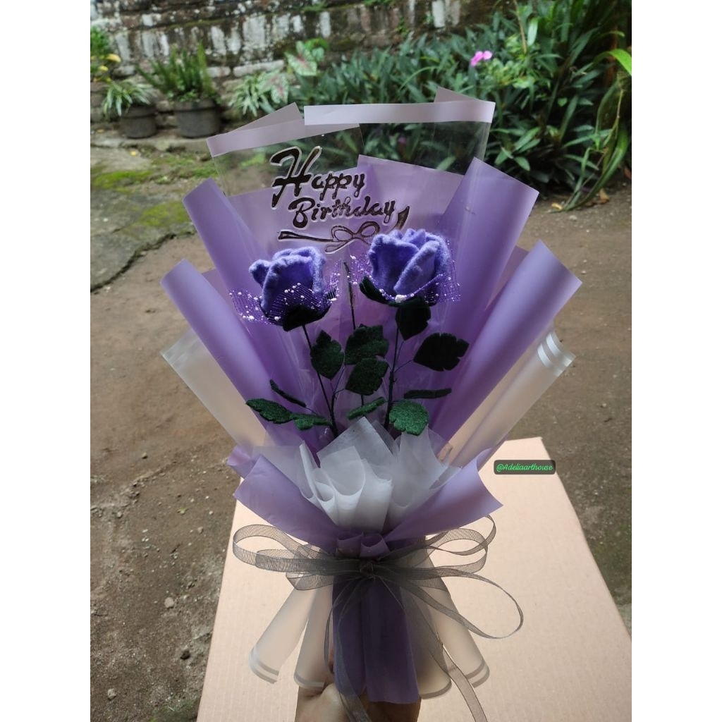 Buket Bunga Flanel Buket Bunga Mawar 2 Tangkai Dengan Toper sesuai Request