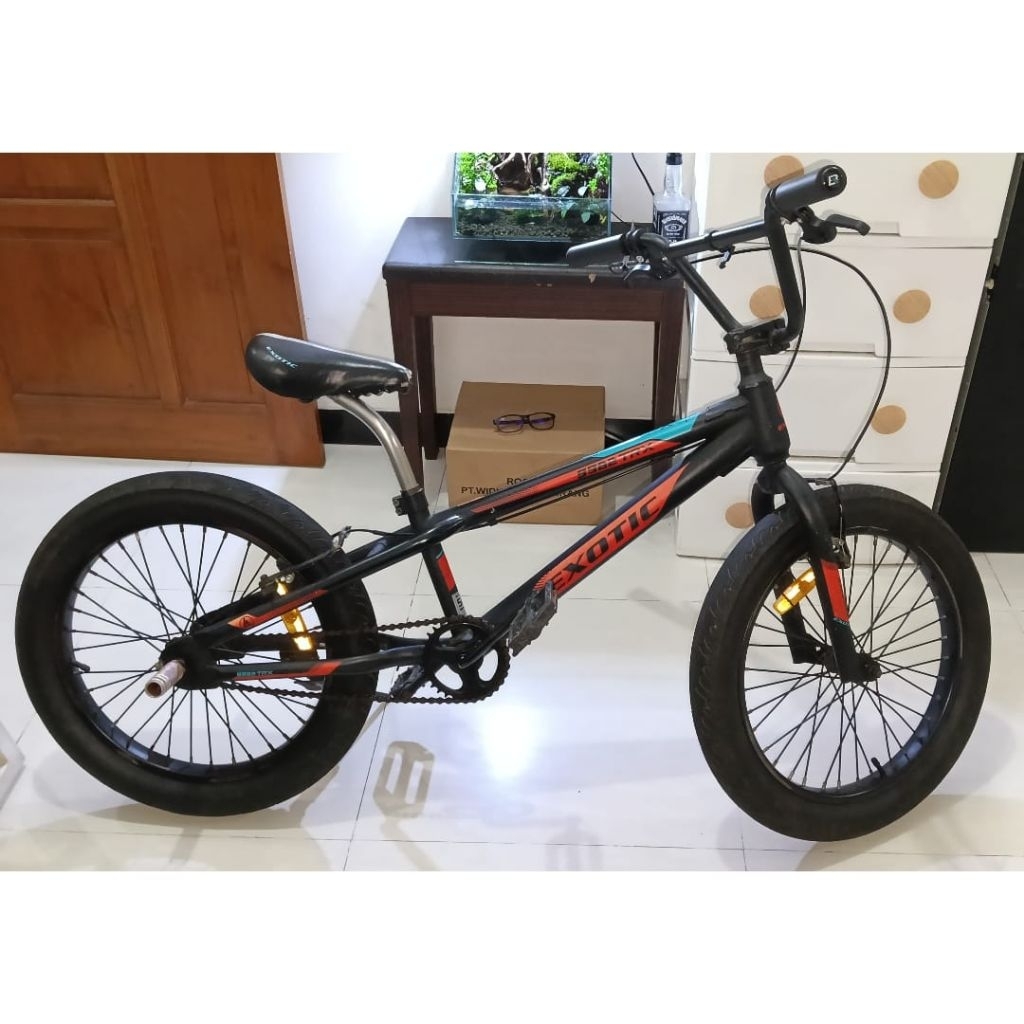 Sepeda anak BMX 20 inch Exotic 9982 TRX 3.0 by Pacific Ban Jumbo (Second / Bekas) black red