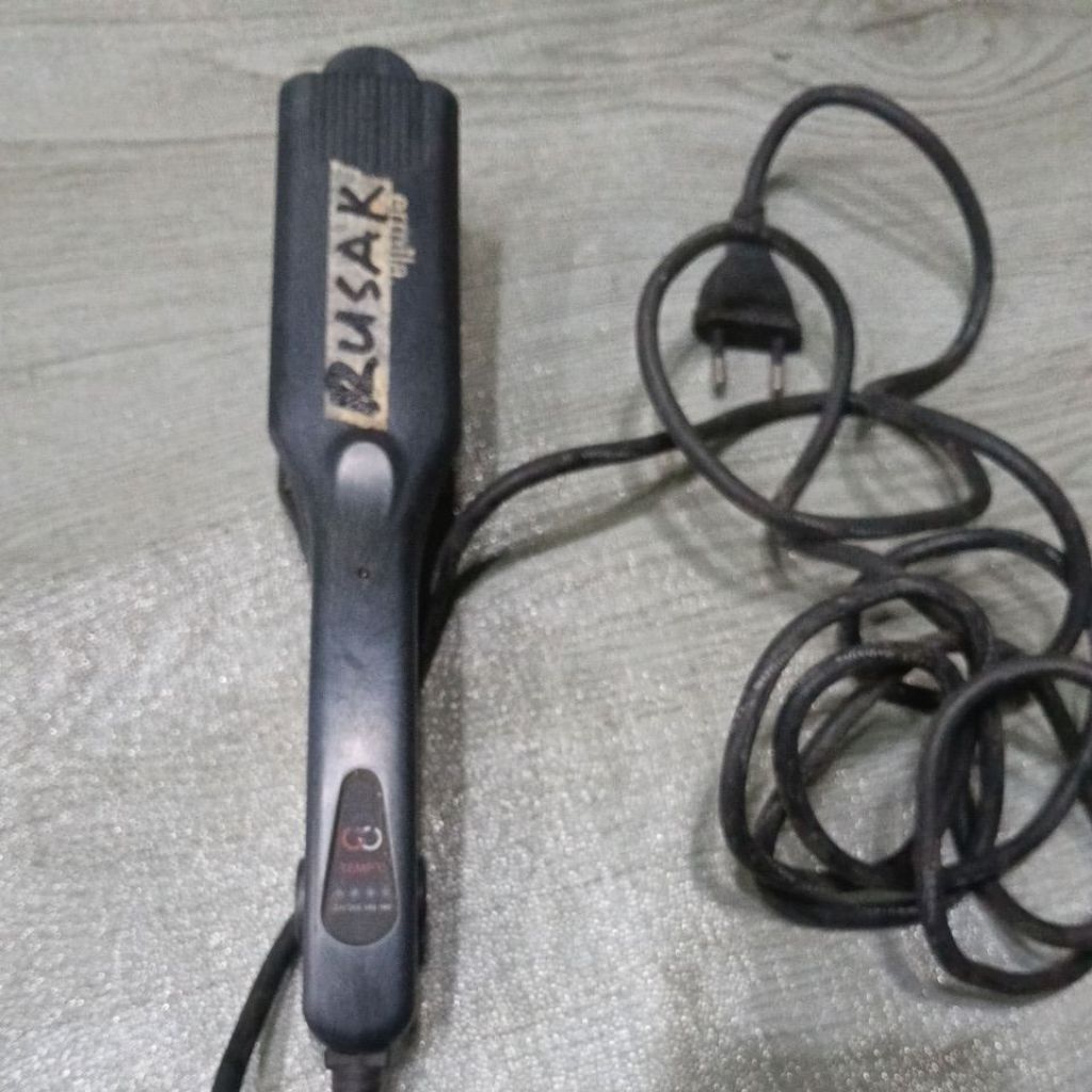 catok rambut ermila rusak mati