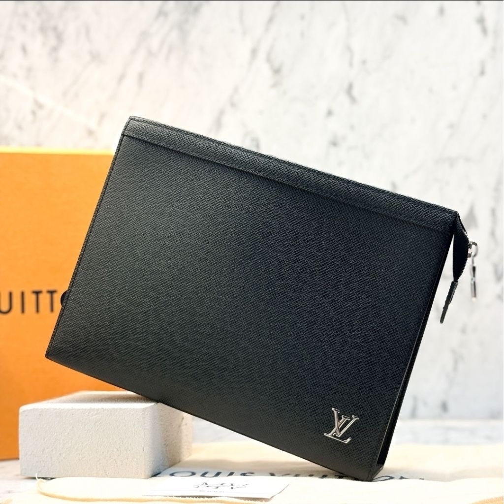 Taiga Clutch Pochette Voyage