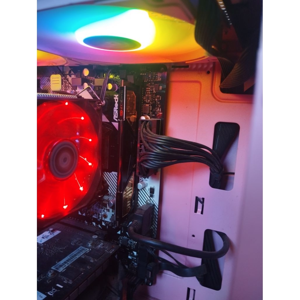 paket ryzen 5 pro 2400g & asrock a320m hdv (back panel)