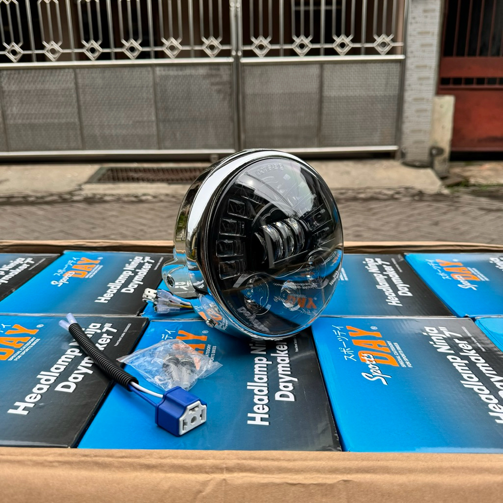 LAMPU DAYMAKER SET BATOK NINJA SS CROME RING CINCIN BESI IMPORT PRODUK SPORT DAY PNP NINJA VIXION SC