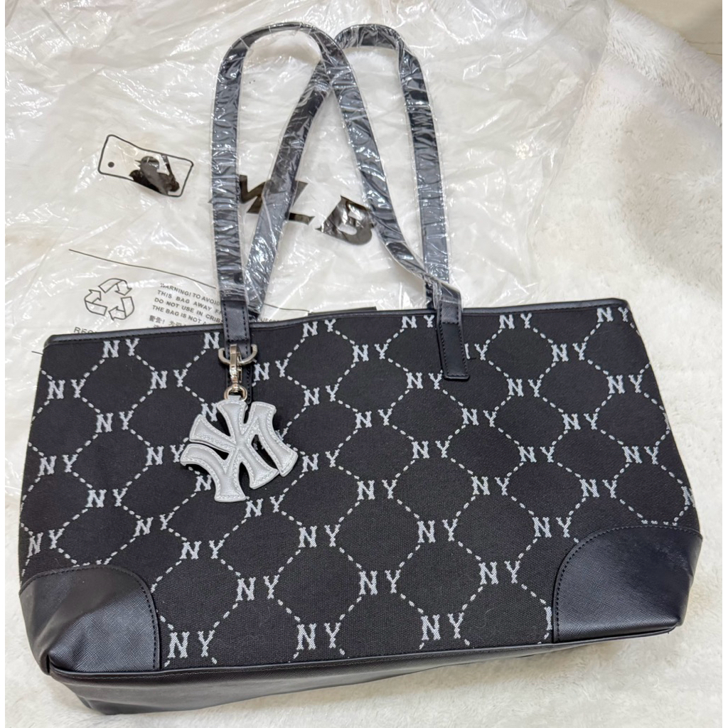 MLB New York Large Tote Bag Black With Charm Bag Original