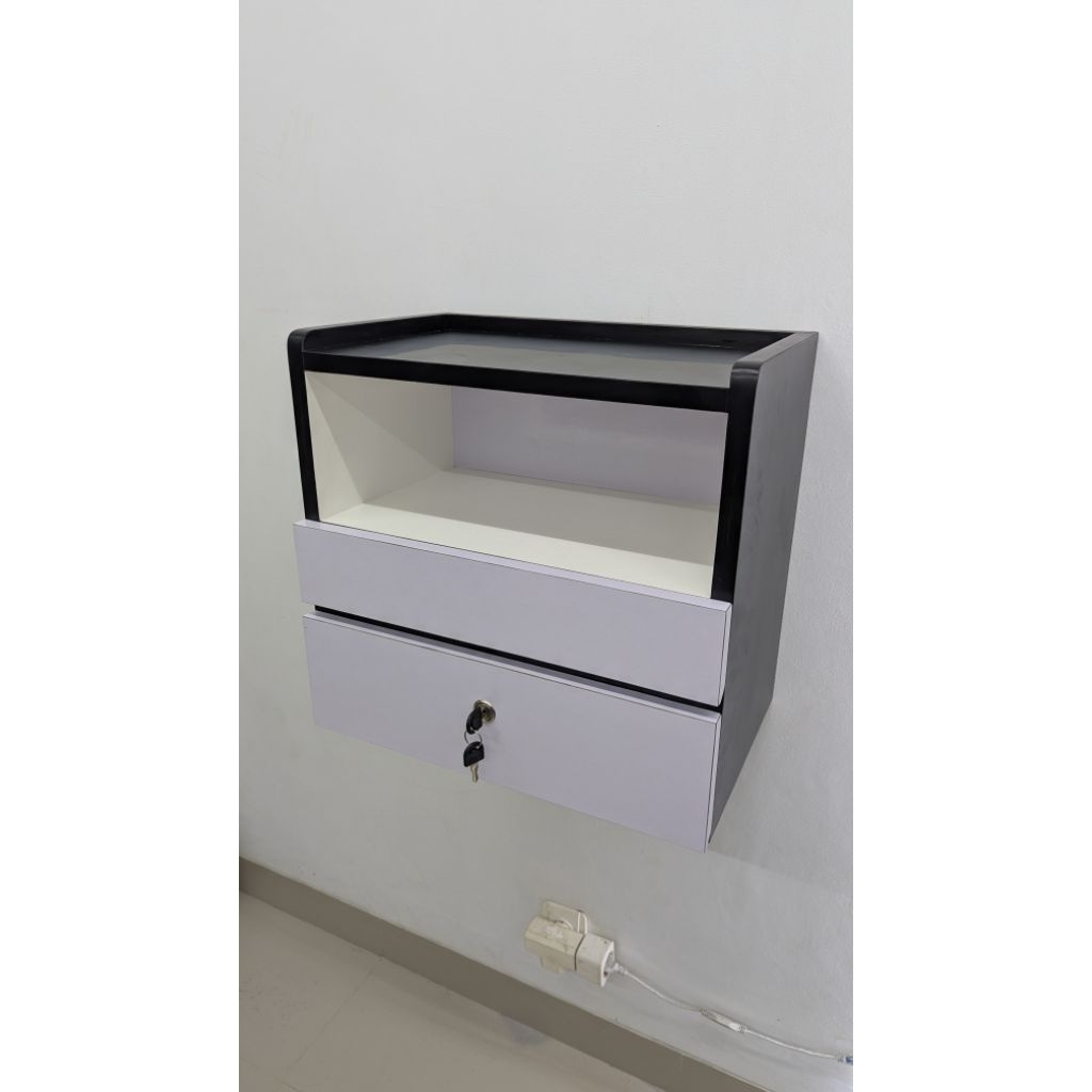 Meja Barbershop Rak Serbaguna Kayu Kuat - Rak Dinding Praktis, Tahan Air, Mudah Dipasang