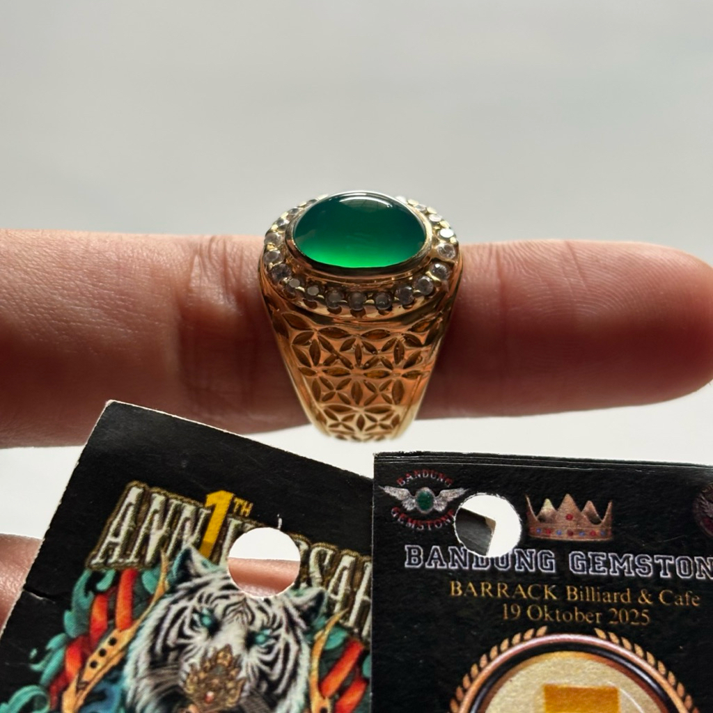 Batu Hijau Garut Darson Asli Natural Berikut Segel 2x Juara di Kelasnya