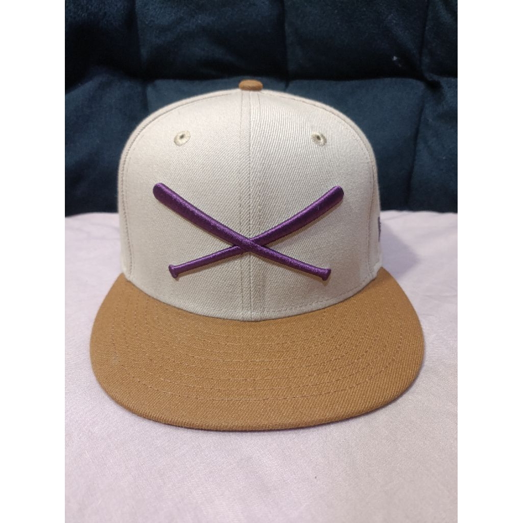 Topi New Era x Justfitted Crossbats Brown Maroon Size 7 3/8 True ORIGINAL 100%