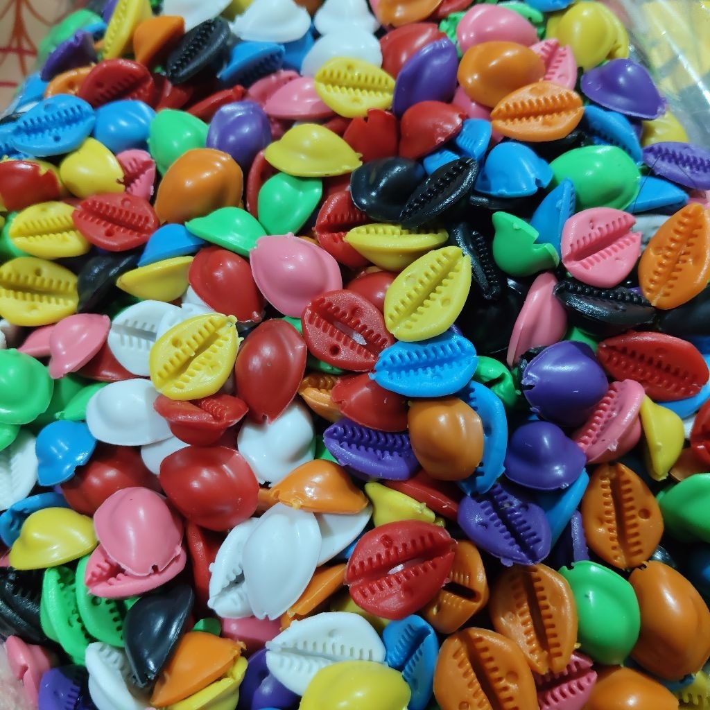 100gram / kuwuk warna / kuwuk plastik / kuwuk biji kerang