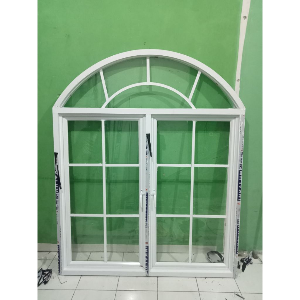 Jendela Lengkung aluminium