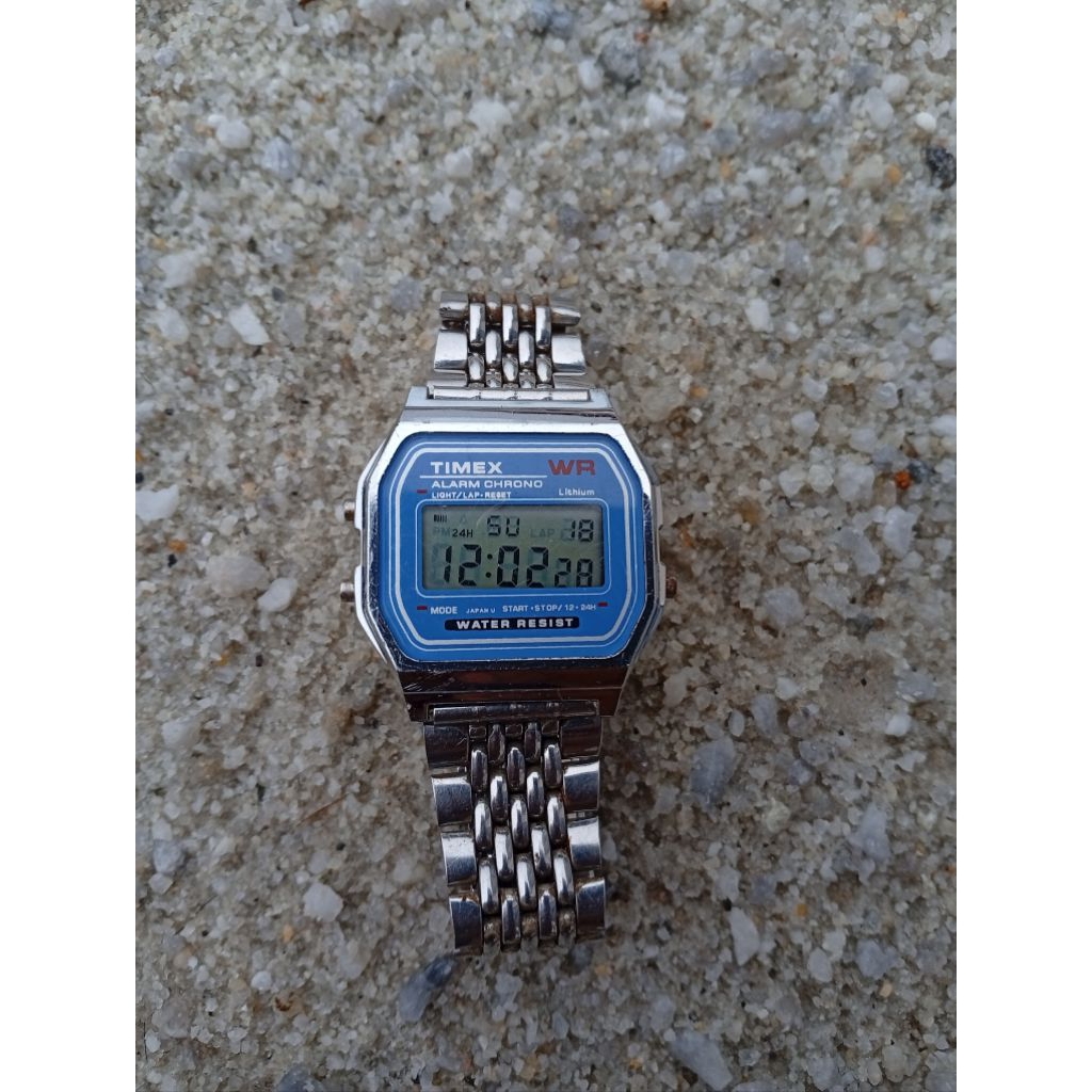 timex a159w watch vintage second