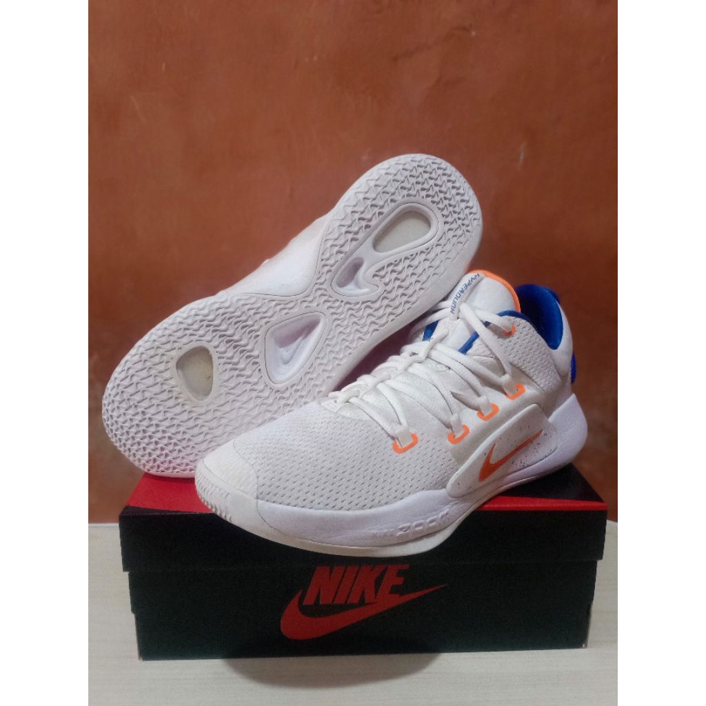 sepatu basket/volli second size 45