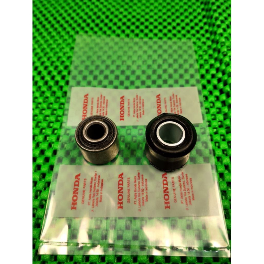 1set BOSH shock breaker belakang atas bawah Honda Vario scopy spacy