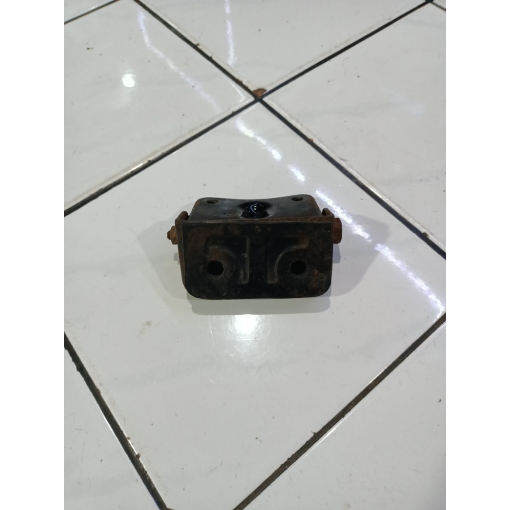 Engsel Jok C700 C70 C800 Copotan Original
