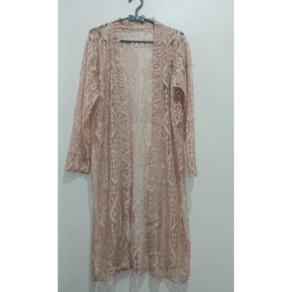 PRELOVED OUTER TUNIK BRUKAT CREAM/COKSU (Baca desk)