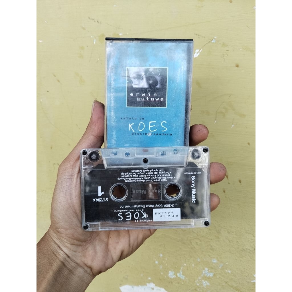 kaset salute to koes Plus bersaudara