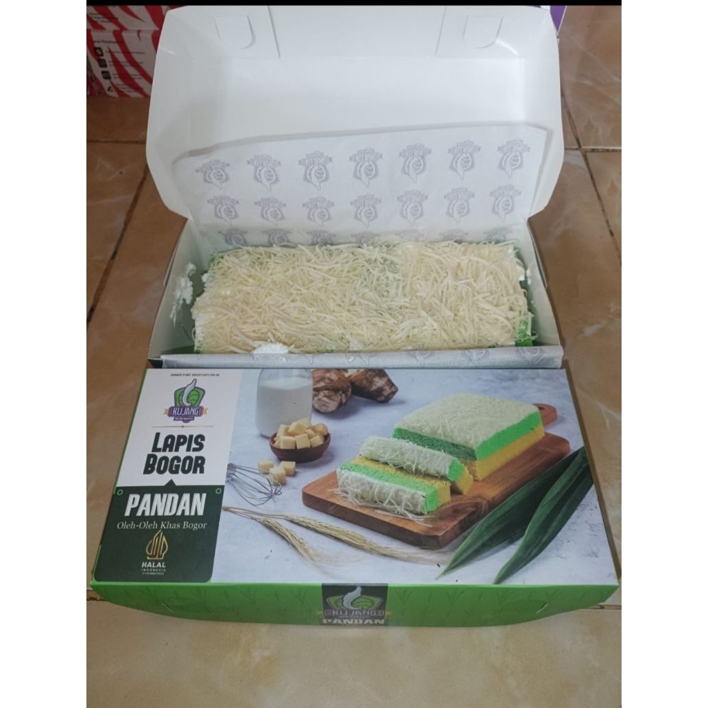 bolu talas khas Bogor rasa pandan