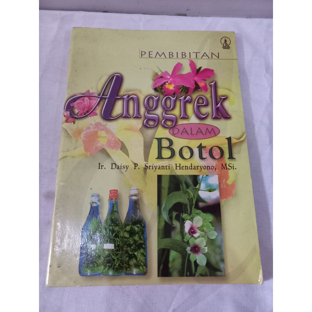 BUKU PEMBIBITAN ANGGREK DALAM BOTOL
