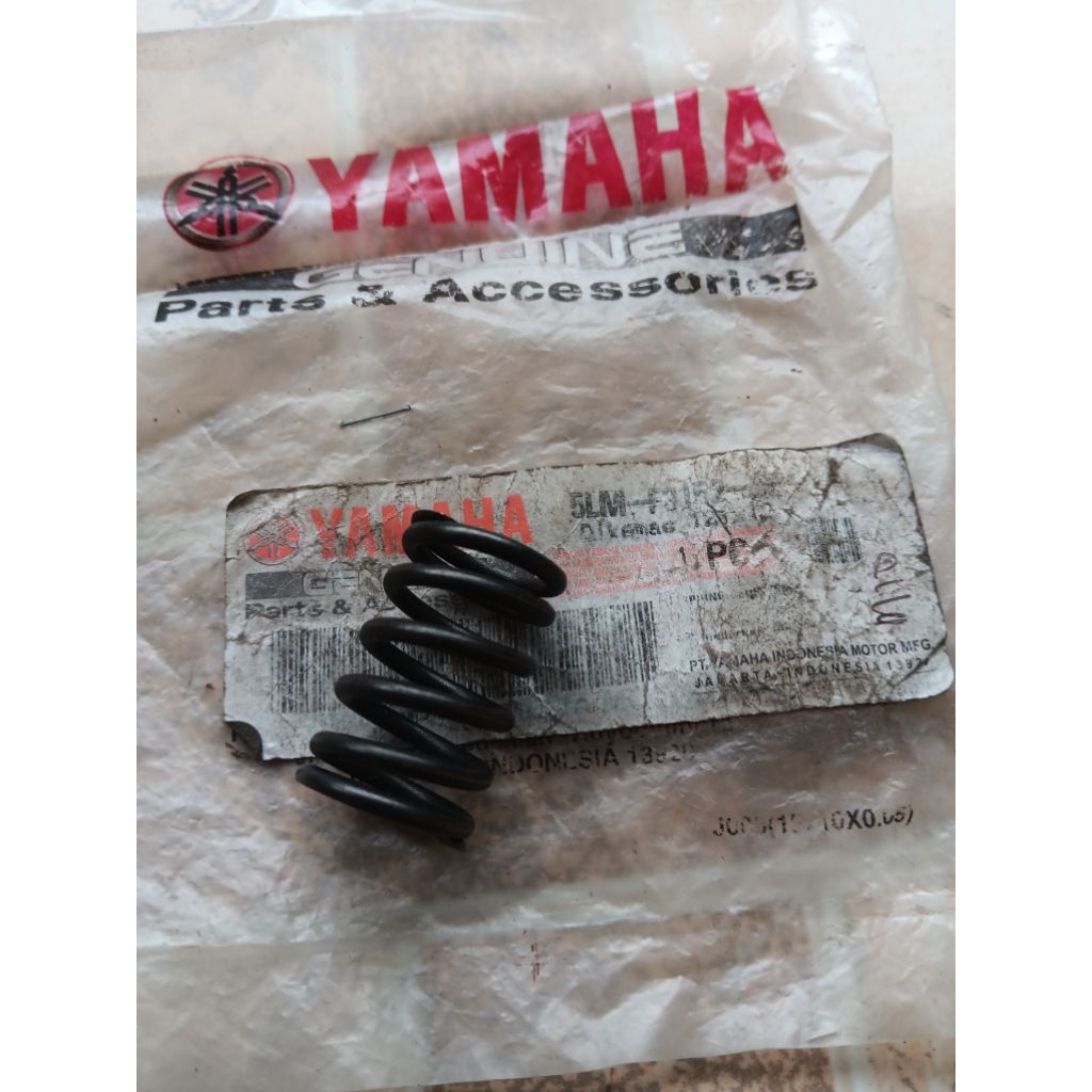 5LM-F3152-00 per sulingan shock depan yamaha Mio Sporty / Mio LamaYamaha Nouvo (termasuk Nouvo Z)Yam