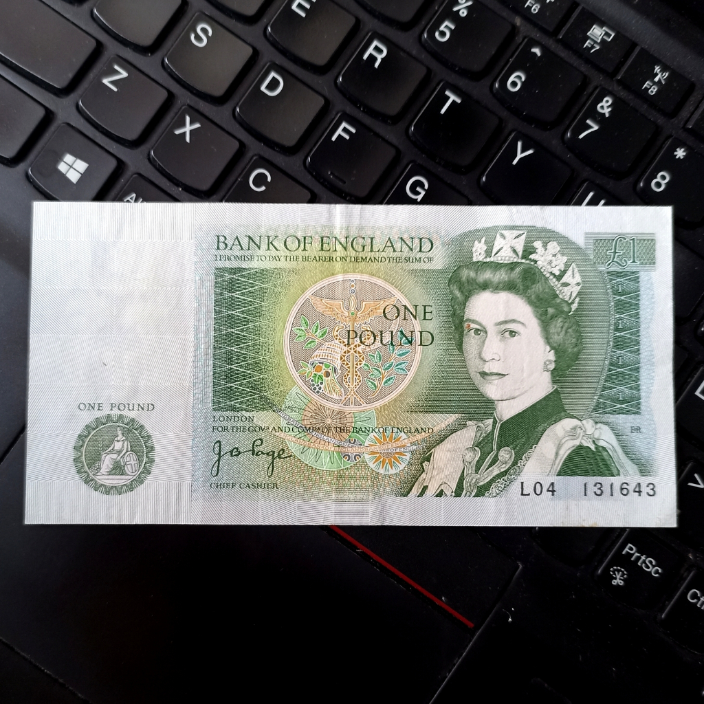 Uang Kuno Inggris/British England 1 Pound Ratu Elizabeth 1982