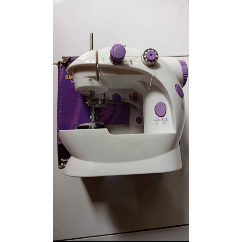 Mini Sewing Machine SM-202A