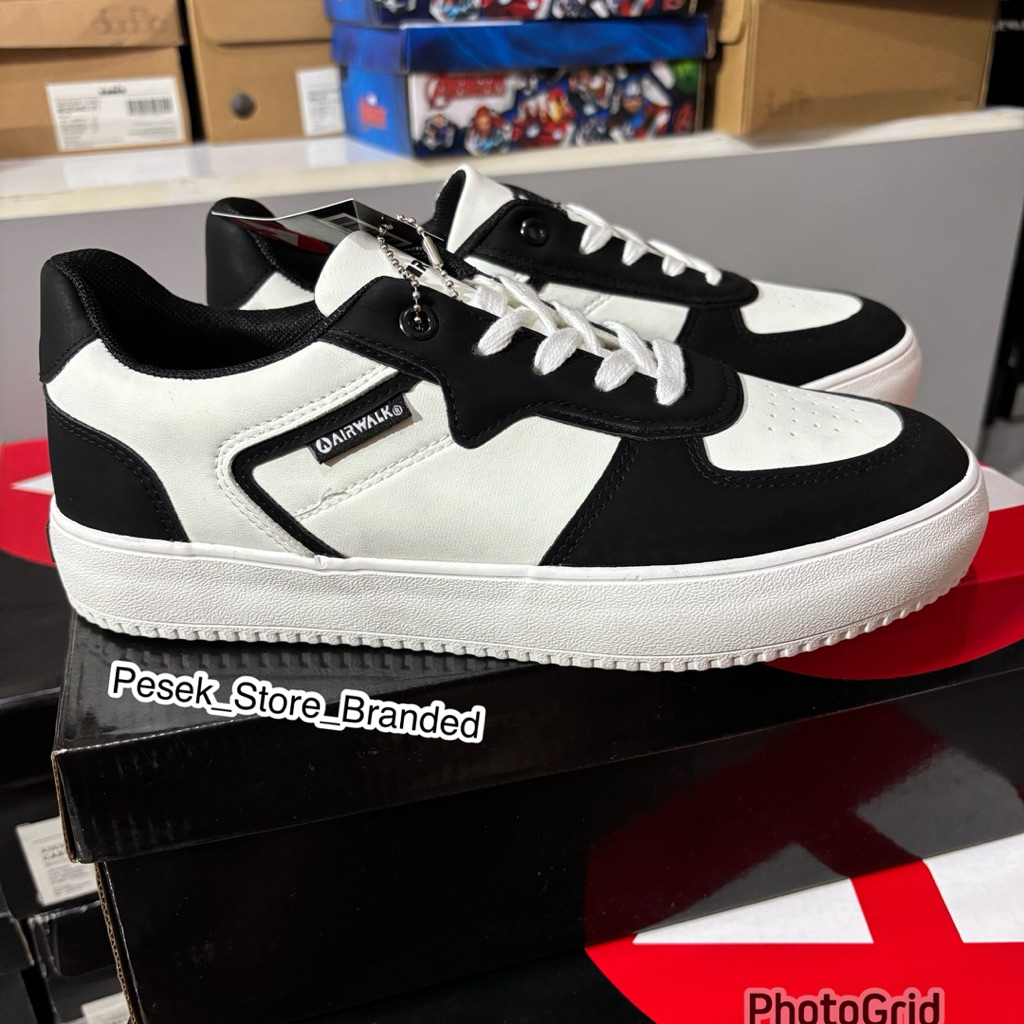 Sepatu Airwalk Camden hitam putih size 40,43,44 saja original sale