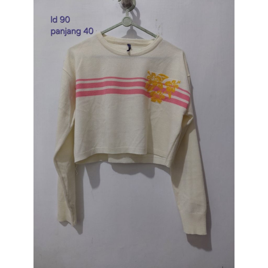 Preloved Sweater Crop Colorbox