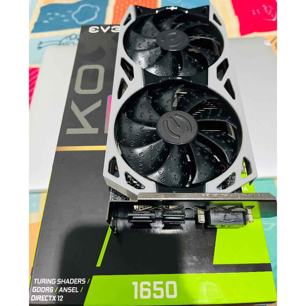 EVGA GTX 1650 DDR6 4GB Fullset bekas mulus