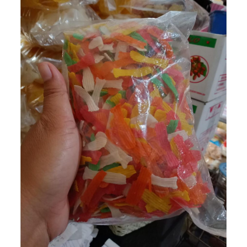 kerupuk ikan ikanan warna