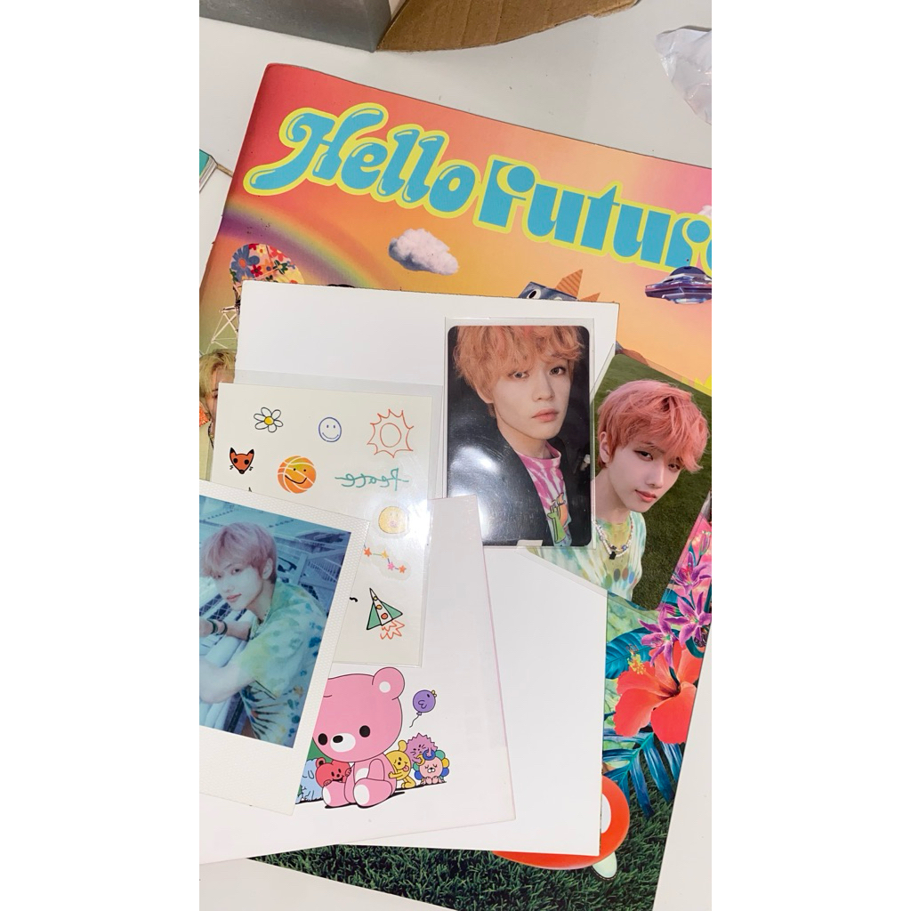 ALBUM HELLO FUTURE FULLSET NON SEALED (hello ver)