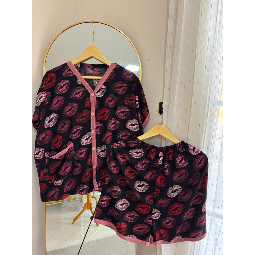 Nestuff Pajamas Kerah V Kombi Pendek Celana Pendek Piyama Rayon Pajamas Rayon Oneset Rayon One Set G