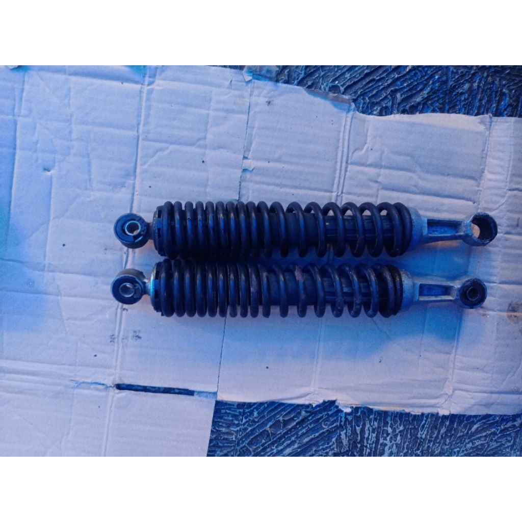 Shok belakang Supra x 125 lama copotan (bahan)