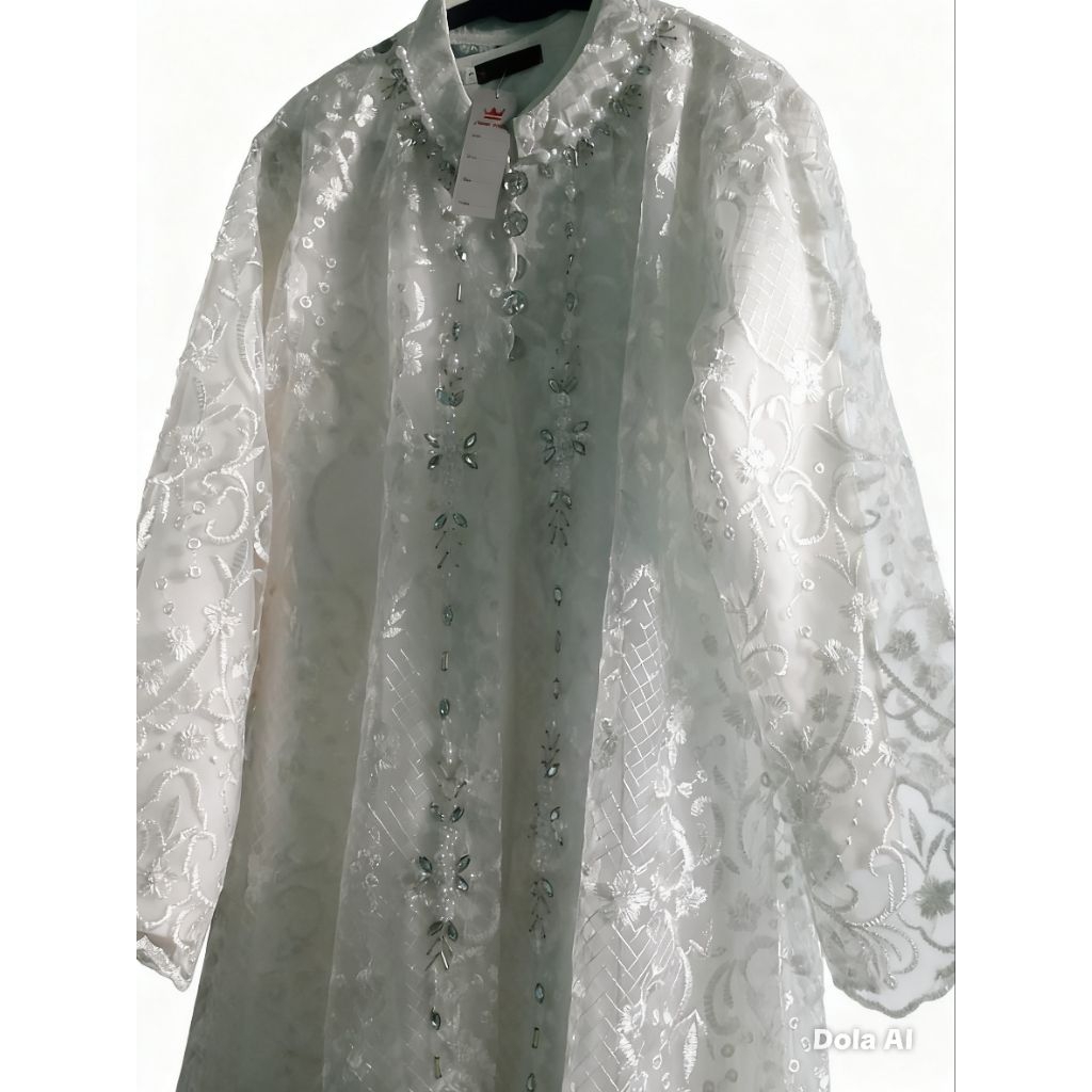 Gamis Brokat Putih
