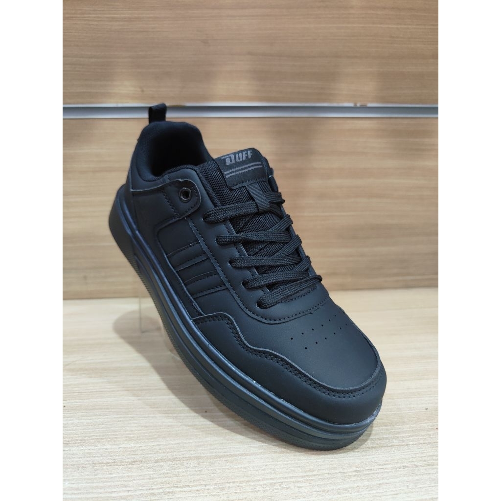 Sepatu Duff Logerd