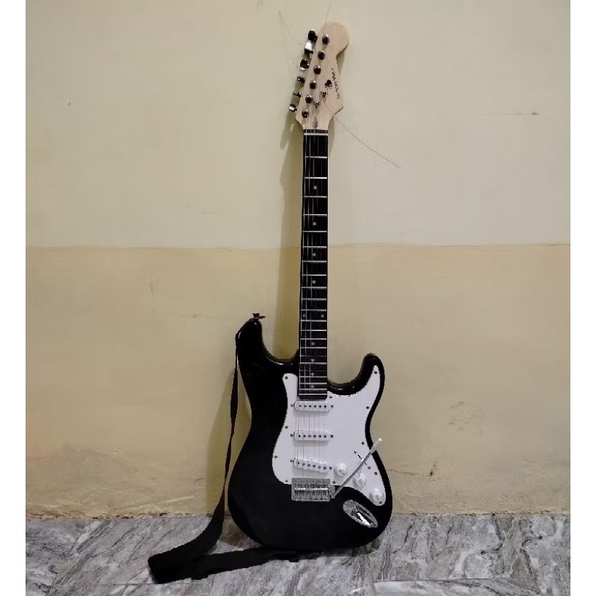 Gitar Elektrik Benston Stratocaster Original Bekas | Siap Pakai + Strap