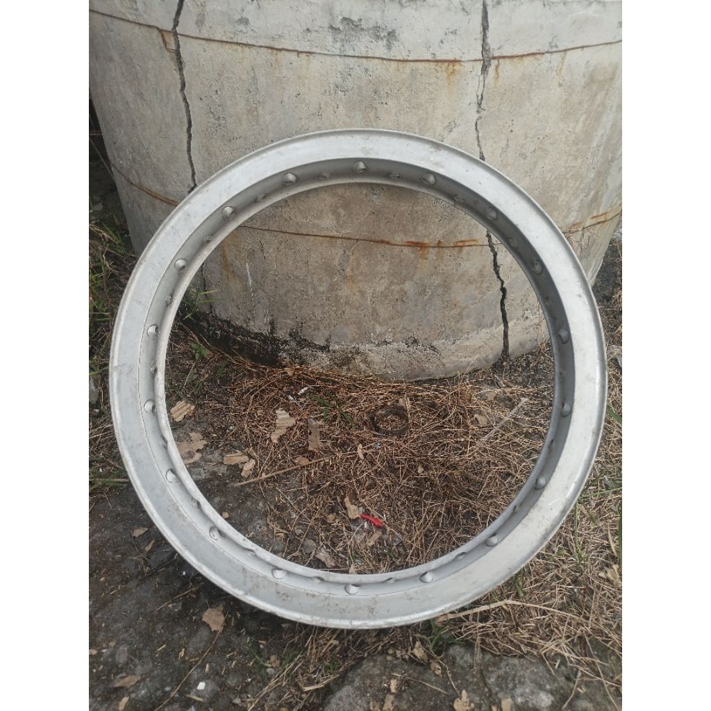 velg KERKER ring 17 215 velg kerker lingkar 17 lebar 215 original