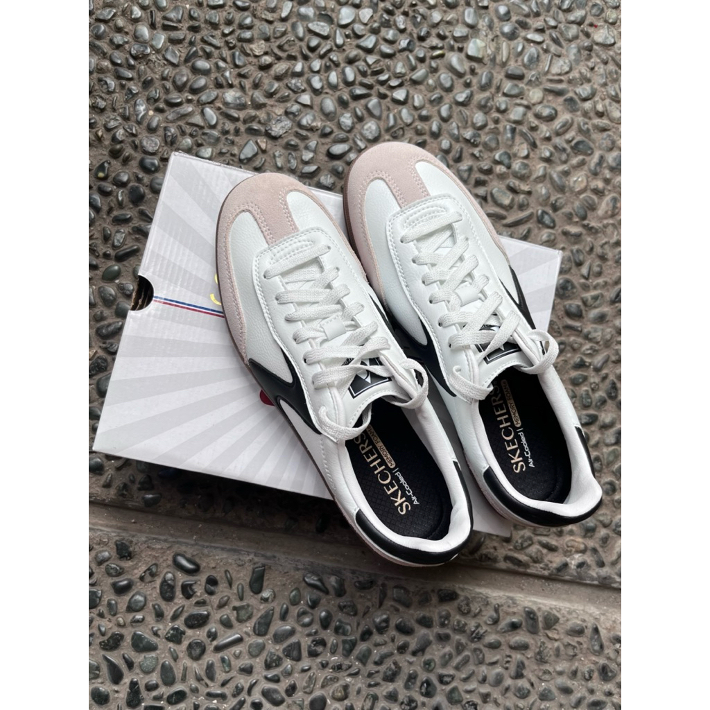 [PRELOVED LIKE NEW] SKECHERS HOTSHOT SIZE 38