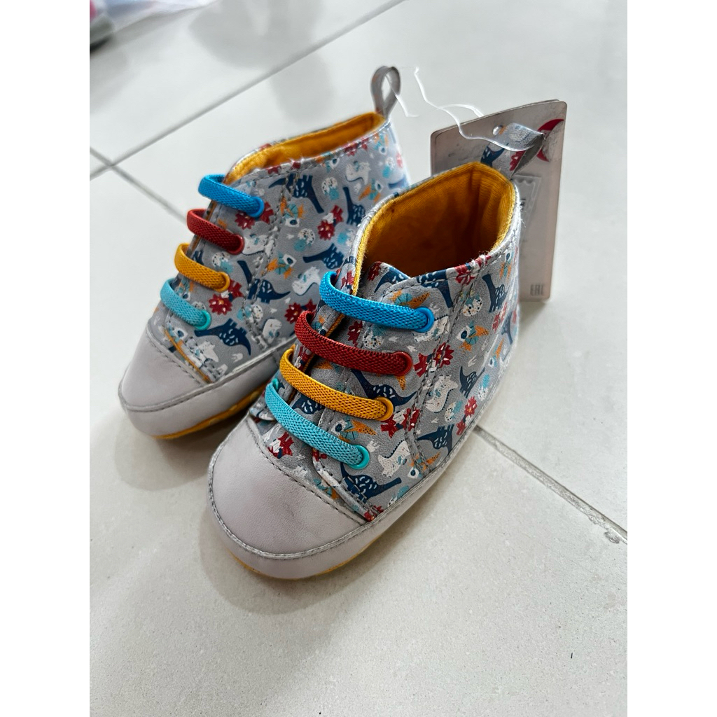 Mothercare sepatu bayi