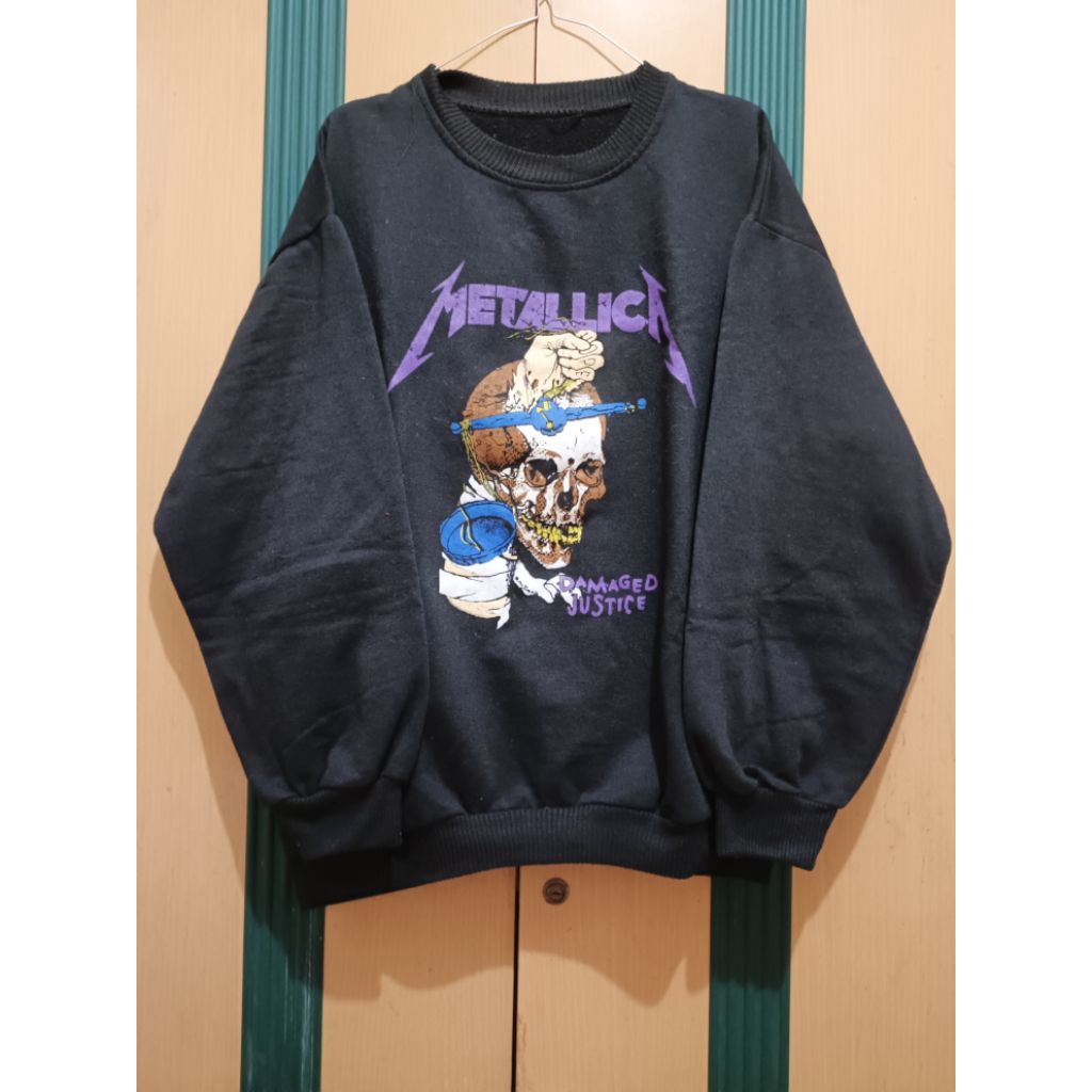 PRELOVED SWEATER METALICA DAMAGED JUSTICE MURAH