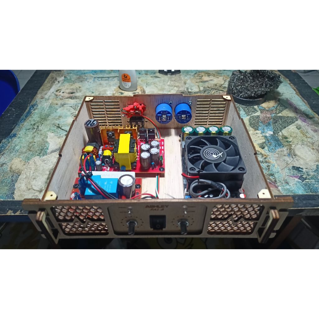 POWER MINIATUR ZK3002 300 WATT X 2