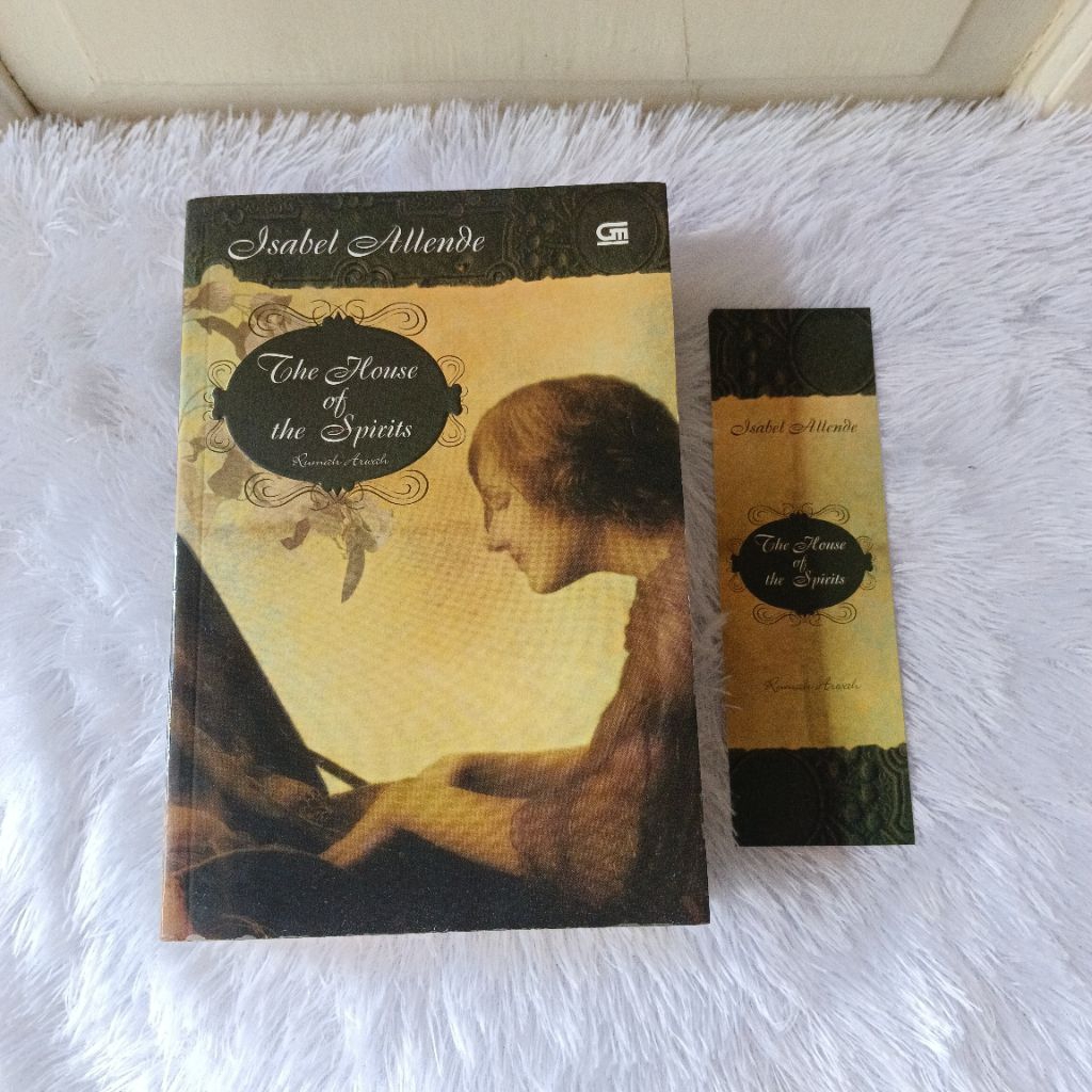 (Novel, original) The House of the Spirits / Rumah Arwah - Isabel Allende
