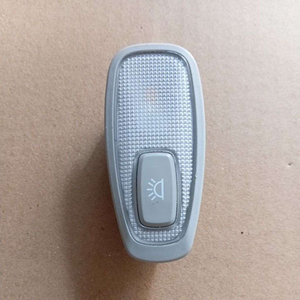 lampu plafon hyundai tucson original