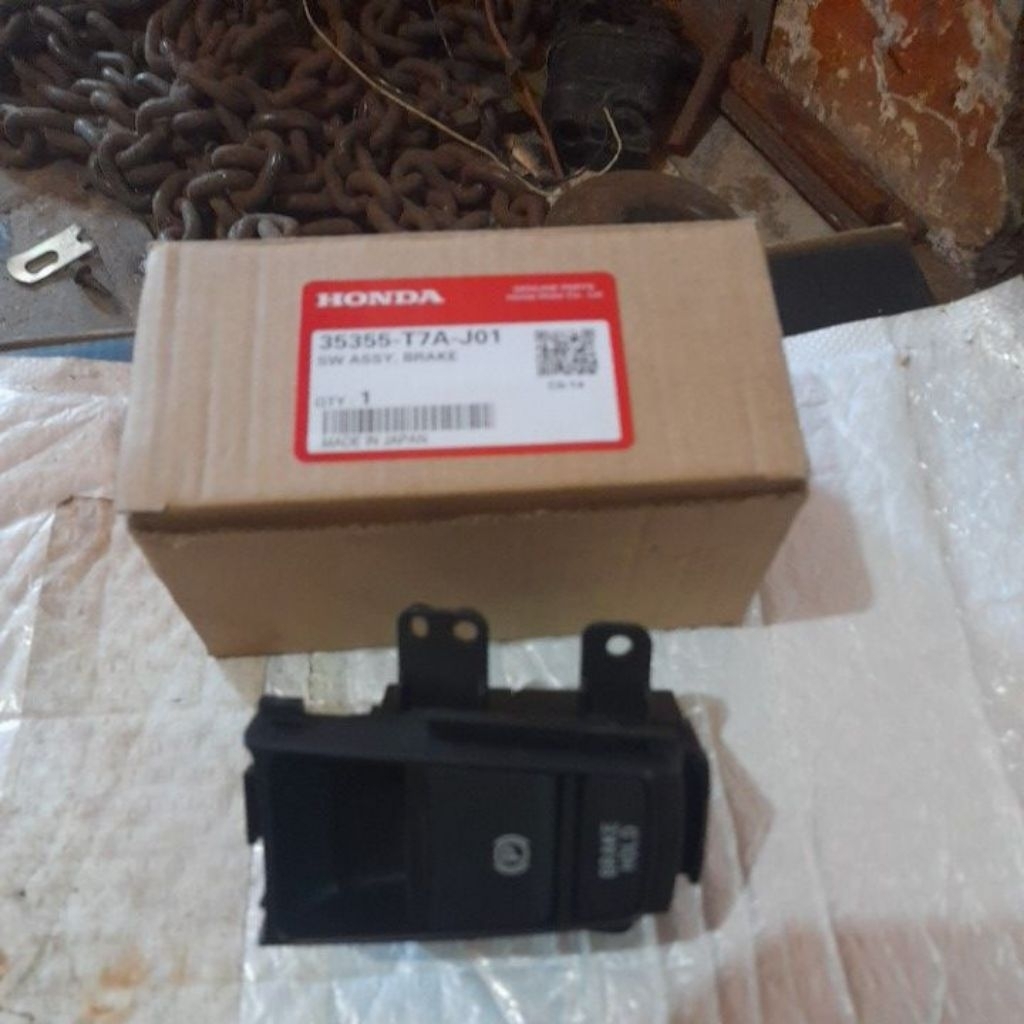 Switch saklar rem tangan EPB HRV 2015-2021