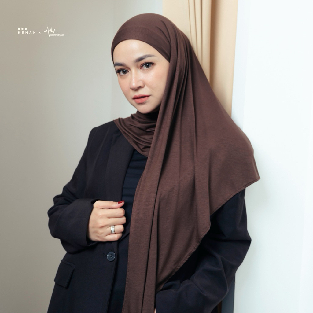 Kenan x Aryani Fitriana - Rayyani Instan Hijab Segitiga Airflow Cooltech