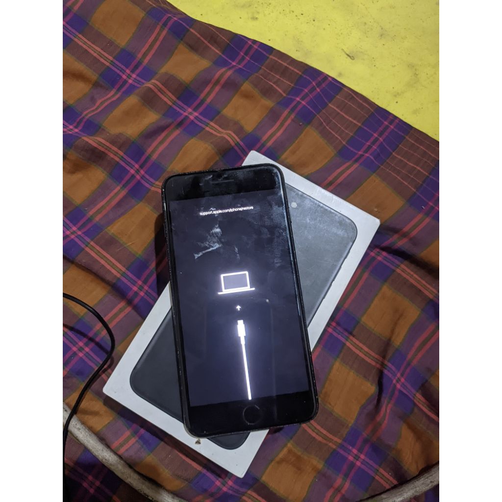 JualIphone7+128gbMinusStuckRecoveryharapBacaDeskripsi
