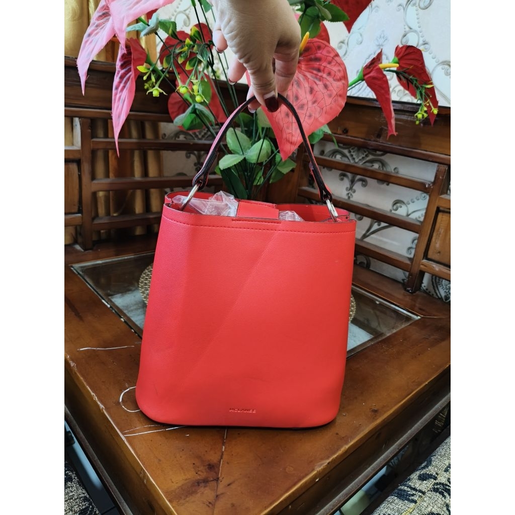 Top handle tas pesta merah mclanee PL