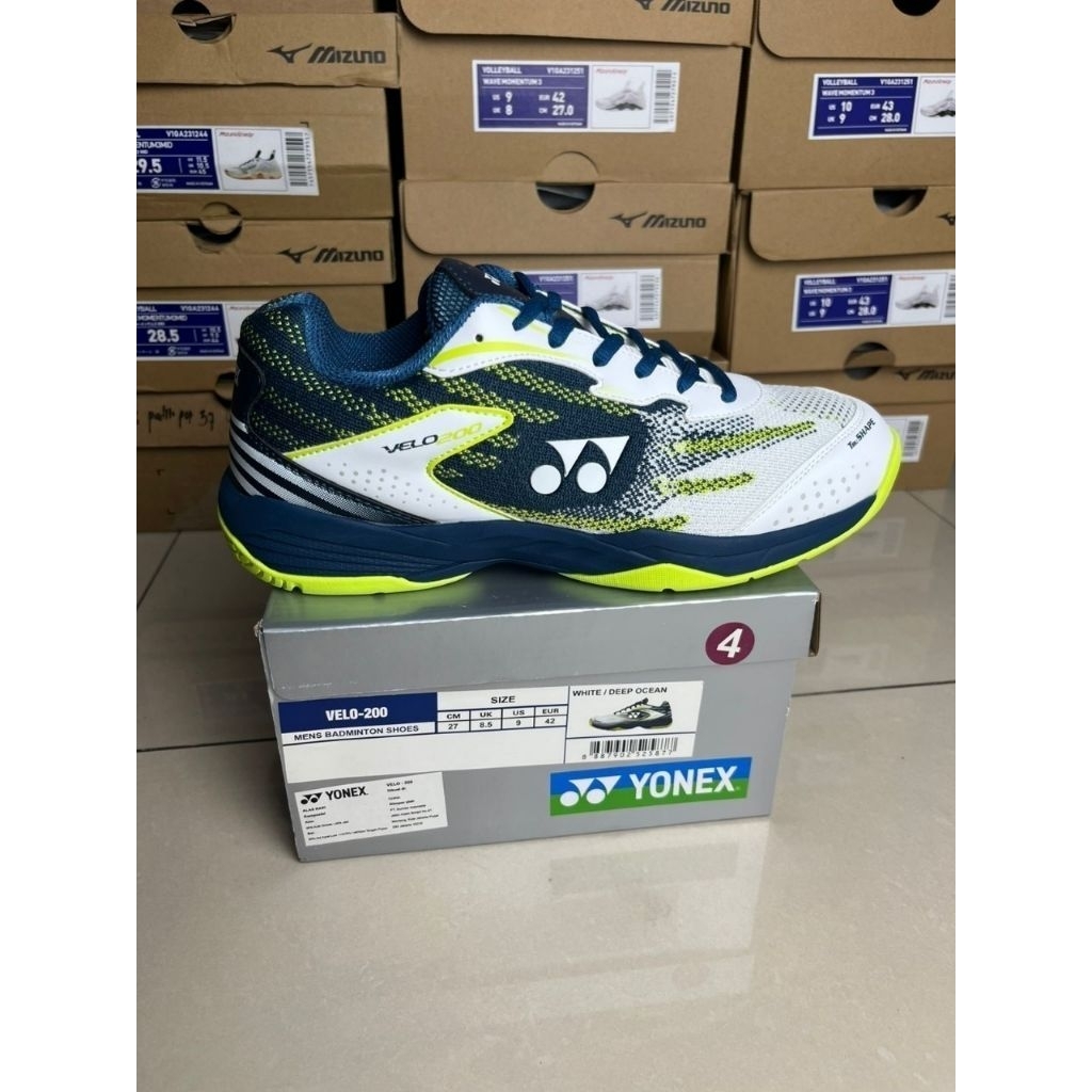 SEPATUYONEX SEPATU BATMINTON