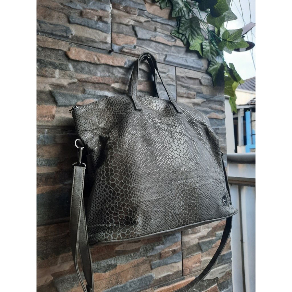 Sling Bag / Tenteng Hijau ELENA H