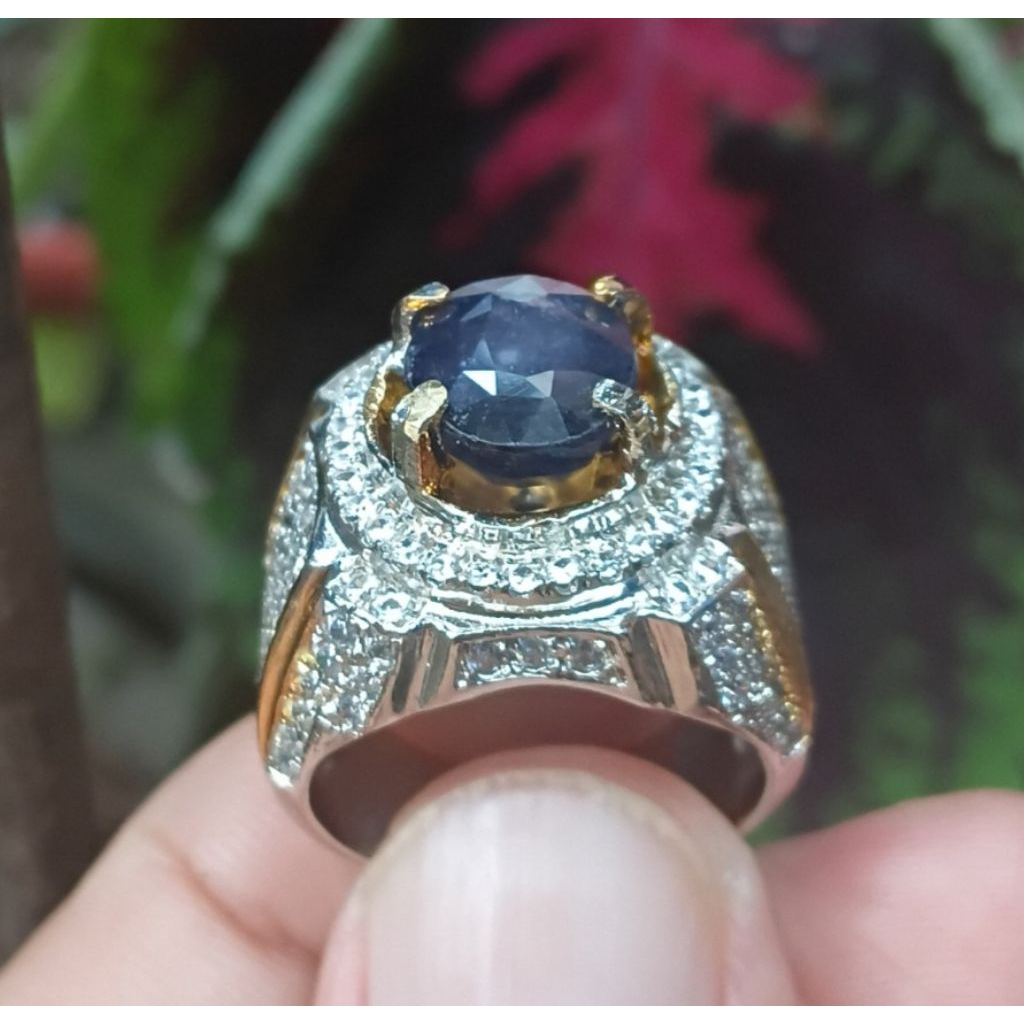 Natural Blue Sapphire Ceylon