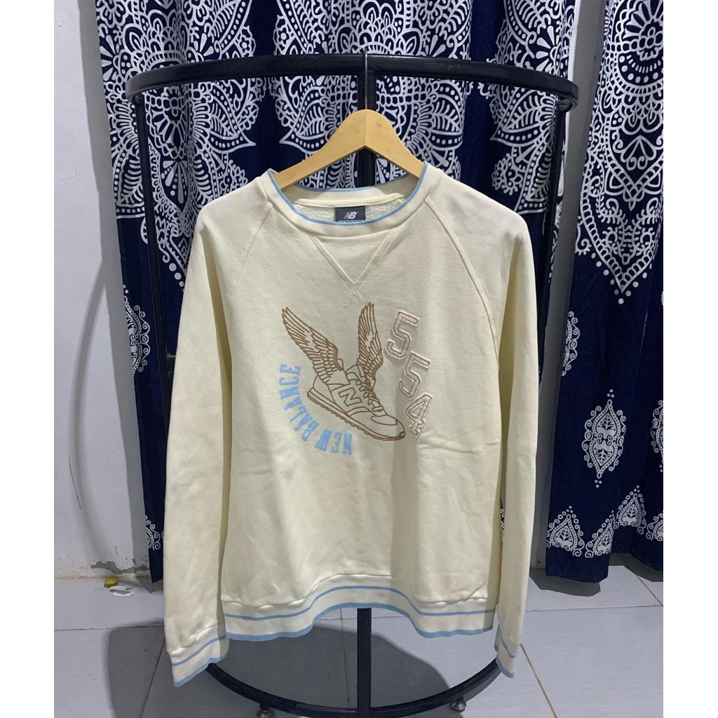 crewneck new balance second